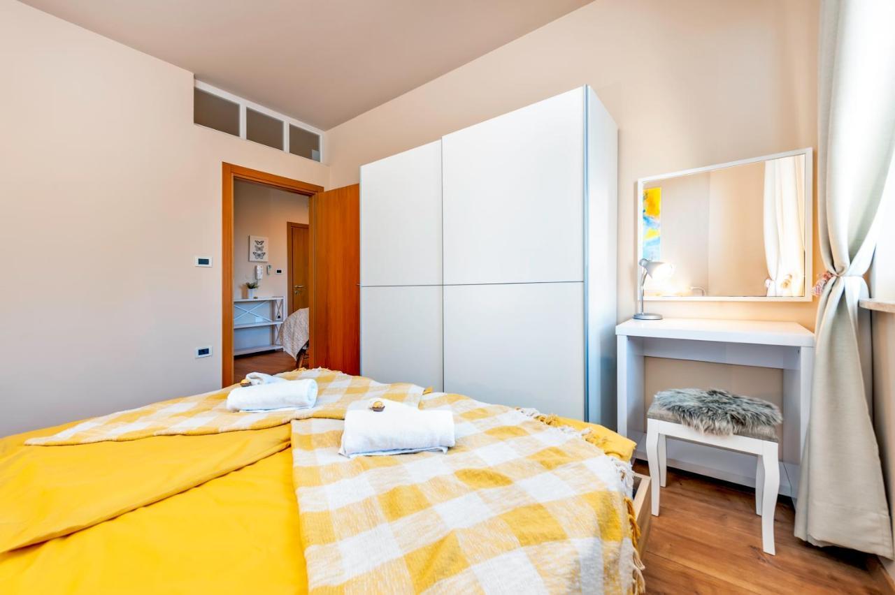 Room And Apartments Antea ロヴィニ エクステリア 写真