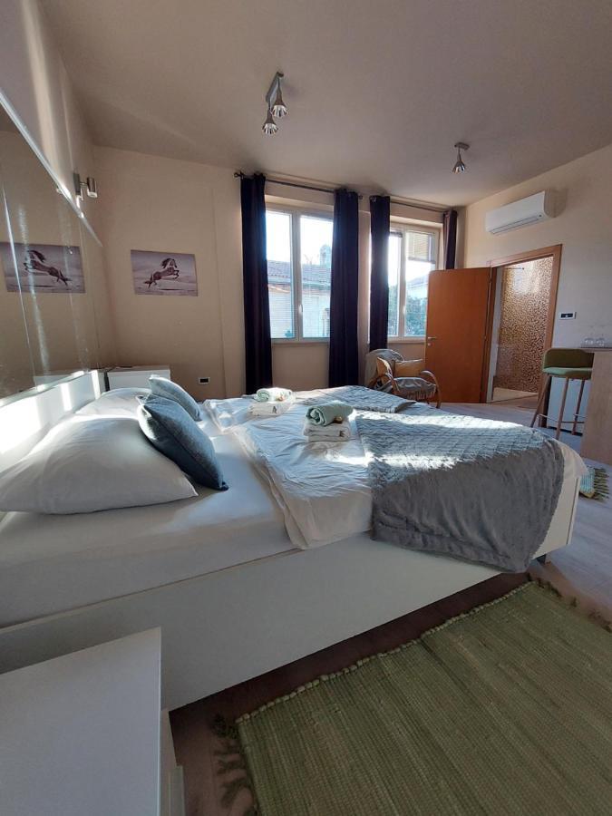 Room And Apartments Antea ロヴィニ エクステリア 写真