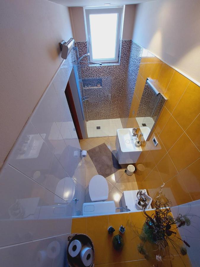 Room And Apartments Antea ロヴィニ エクステリア 写真